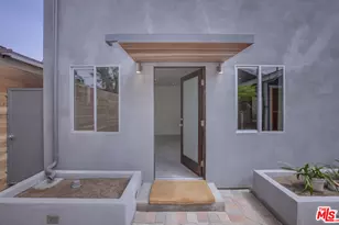 926 California Ave #1/2, Venice, CA 90291 - Photo 1