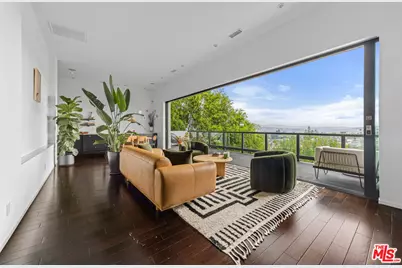 2300 Ronda Vista Dr, Los Angeles, CA 90027 - Photo 1