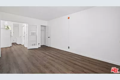 4010 Los Feliz Blvd Blvd #7, Los Angeles, CA 90027 - Photo 1