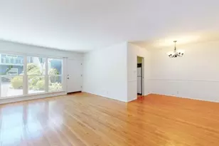 11284 Montana Ave, Los Angeles, CA 90049 - Photo 1