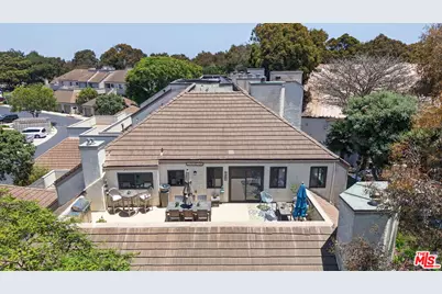 686 Island View Cir, Port Hueneme, CA 93041 - Photo 1
