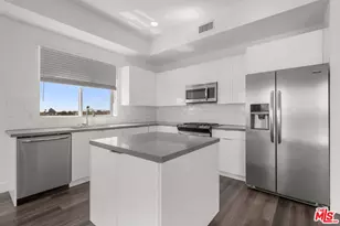 1215 S Bedford St, Los Angeles, CA 90035 - Photo 1