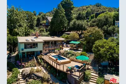 19933 Summit Dr, Topanga, CA 90290 - Photo 1