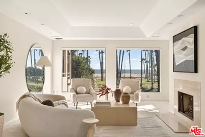 20 Ocean Park Blvd #7, Santa Monica, CA 90405 - Photo 1