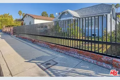 918 N Vista St #918.5, Los Angeles, CA 90046 - Photo 1
