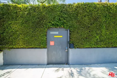 929 Dickson St, Marina del Rey, CA 90292 - Photo 1