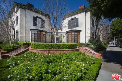 155 S Rodeo Dr, Beverly Hills, CA 90212 - Photo 1