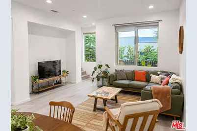 5046 Mosaic Ct, Los Angeles, CA 90041 - Photo 1