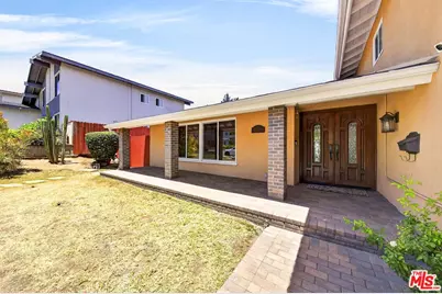 Via Madonna, Lomita, CA 90717 - Photo 1