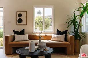 655 N La Fayette Park Pl, Los Angeles, CA 90026 - Photo 1