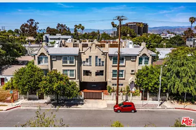10923 Landale St #2, Toluca Lake, CA 91602 - Photo 1