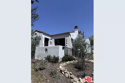 1031 Wapello St, Altadena, CA 91001 - Photo 1