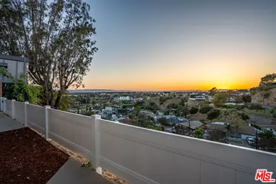 10321 Sala Pl, Los Angeles, CA 91352 - Photo 1