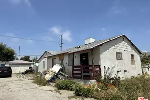 8331 Kittyhawk Ave, Los Angeles, CA 90045 - Photo 1