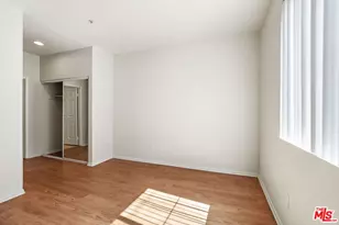 1561 S Barrington Ave, Los Angeles, CA 90025 - Photo 1