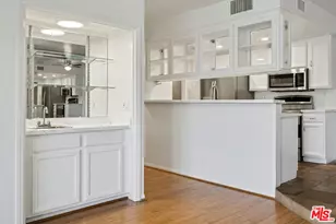 521 Montana Ave, Santa Monica, CA 90403 - Photo 1