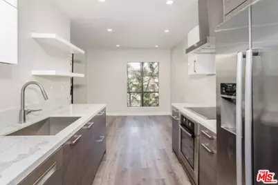 1735 N Fuller Ave #324, Los Angeles, CA 90046 - Photo 1