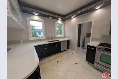 200 S Detroit St, Los Angeles, CA 90036 - Photo 1