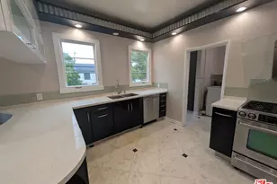 200 S Detroit St, Los Angeles, CA 90036 - Photo 1