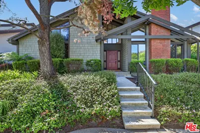 1331 Avenida De Cortez, Pacific Palisades, CA 90272 - Photo 1