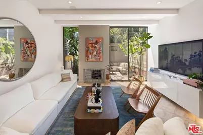 1033 Carol Dr #104, West Hollywood, CA 90069 - Photo 1