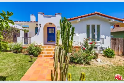 1318 S Longwood Ave, Los Angeles, CA 90019 - Photo 1