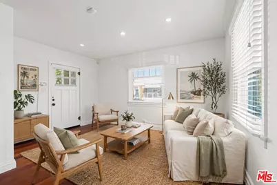 307 6th Ave, Venice, CA 90291 - Photo 1