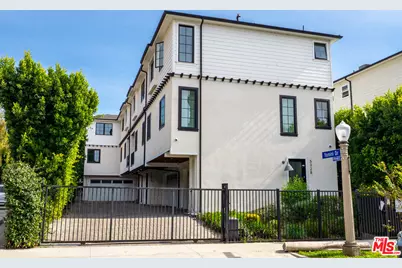 5330 Agnes Ave #1/2, Valley Village, CA 91607 - Photo 1