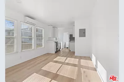 814 3rd St #F, Santa Monica, CA 90403 - Photo 1