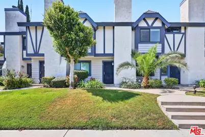 19221 Sherman Way #40, Reseda, CA 91335 - Photo 1