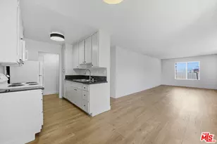 1352 S Carmelina Ave, Los Angeles, CA 90025 - Photo 1