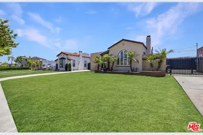 2430 W 77th St, Inglewood, CA 90305 - Photo 1