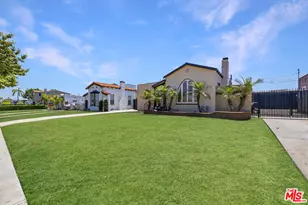 2430 W 77th St, Inglewood, CA 90305 - Photo 1