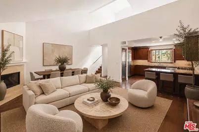 3965 Moore St #104, Los Angeles, CA 90066 - Photo 1