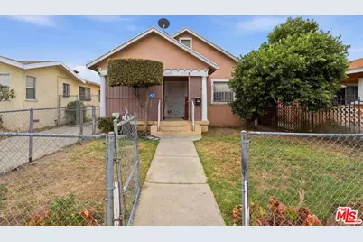 220 E 64th St, Los Angeles, CA 90003 - Photo 1