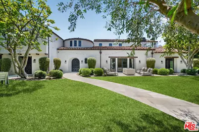729 N Bedford Dr, Beverly Hills, CA 90210 - Photo 1