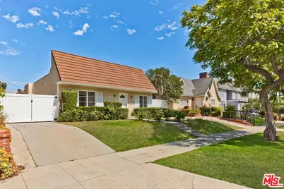 212 N Palm Dr, Beverly Hills, CA 90210 - Photo 1