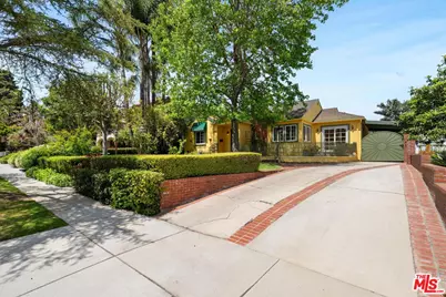 245 25th St, Santa Monica, CA 90402 - Photo 1