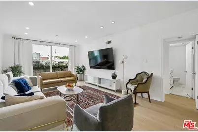 125 Montana Ave #304, Santa Monica, CA 90403 - Photo 1