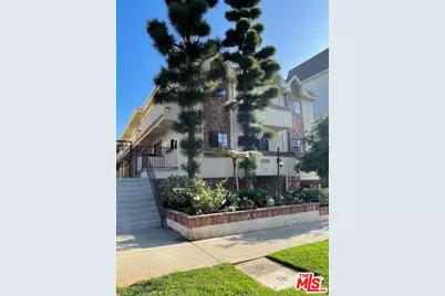 11806 Mayfield Ave #104, Los Angeles, CA 90049 - Photo 1