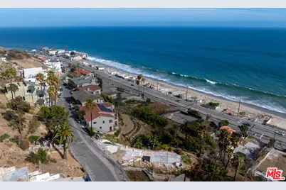 21400 Rambla Vista, Malibu, CA 90265 - Photo 1