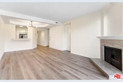 535 W 4th St #110, Long Beach, CA 90802 - Photo 1