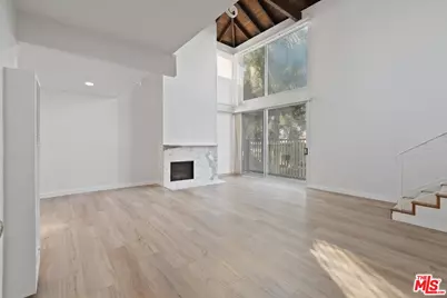 122 Buccaneer St #3, Marina del Rey, CA 90292 - Photo 1