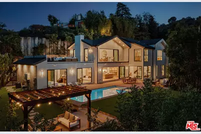 14242 Valley Vista Blvd, Los Angeles, CA 91423 - Photo 1