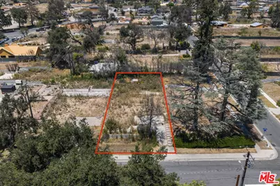 211 E Mendocino St, Altadena, CA 91001 - Photo 1