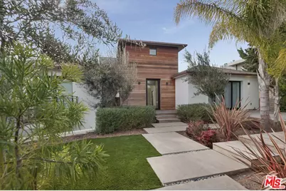 902 Berkeley St, Santa Monica, CA 90403 - Photo 1