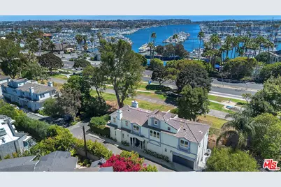 928 Harbor Crossing Ln, Los Angeles, CA 90292 - Photo 1