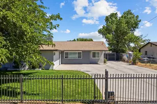 3305 W Ave L 6, Lancaster, CA 93536 - Photo 1