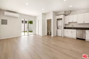 6031 Fallbrook Ave, Woodland Hills, CA 91367 - Photo 1
