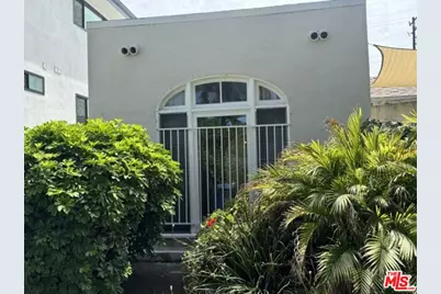 944 Havenhurst Dr, West Hollywood, CA 90046 - Photo 1